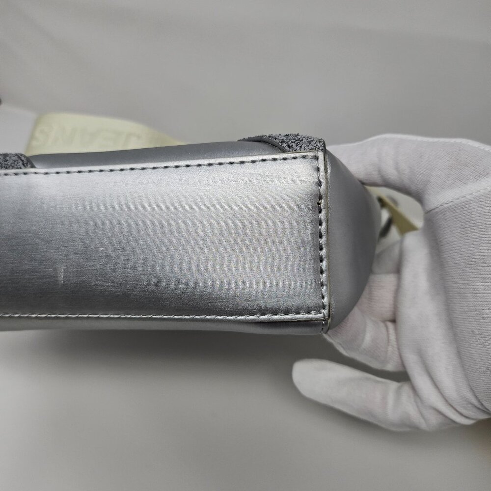 Tommy Jeans crossbody bag REFLECTIVE! - Picture 5 of 15